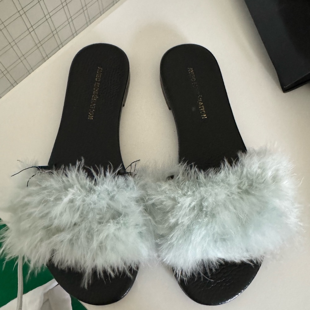 Avec moderation Black and mint green Elegant Slides